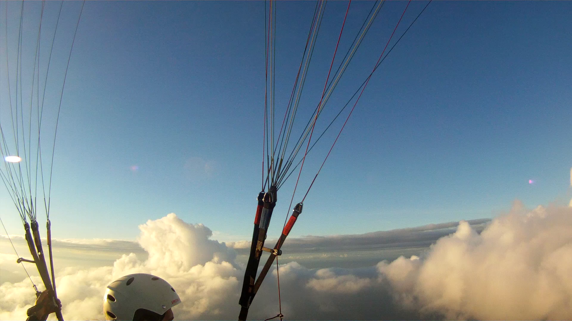 Fly Paragliding Tenerife, Paragliding Safari. Paragliding School Tenerife and El Hierro.